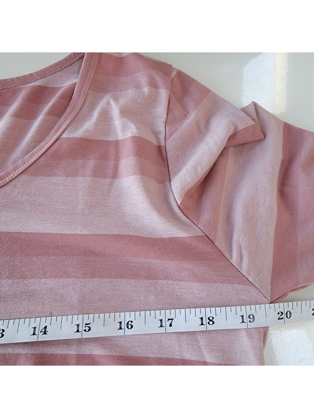 LuLaRoe☆ Lynnae Striped Long Sleeve High Low Hem Stretch Size Large EUC - Picture 4 of 8